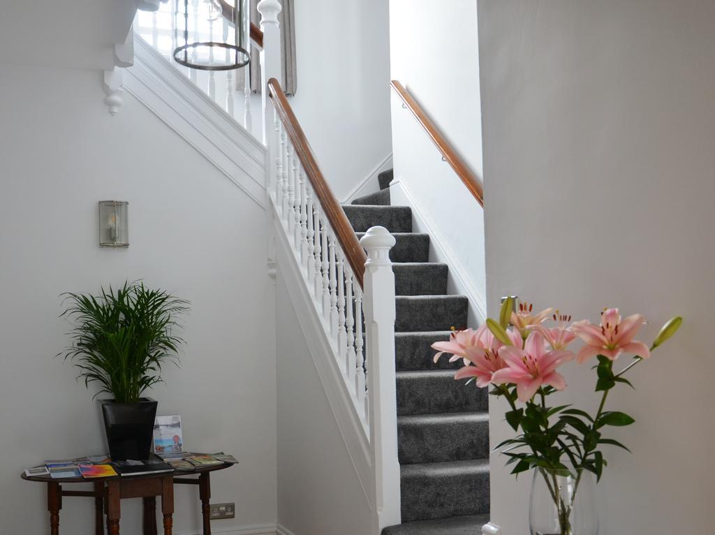 The Retro Bed & Breakfast Canterbury Exteriör bild