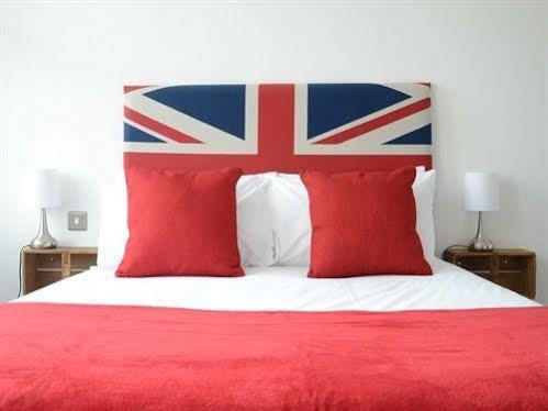 The Retro Bed & Breakfast Canterbury Exteriör bild