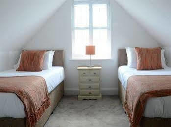 The Retro Bed & Breakfast Canterbury Exteriör bild